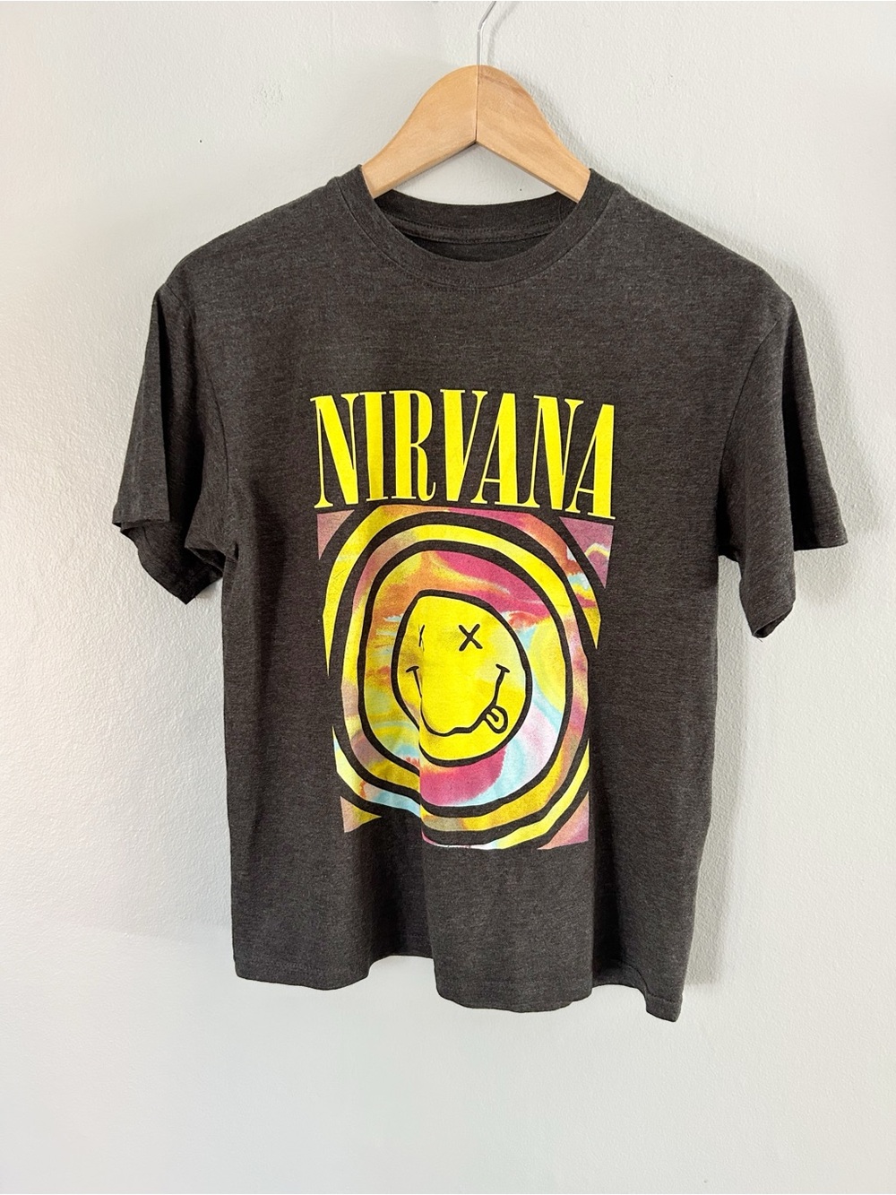 Nirvana graphic band tee small